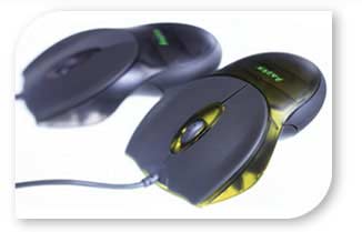 http://www.hardware.fr/images/articles/razer_boomslang_2000/razerpic.jpg